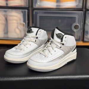 Jordan 2 python 12C